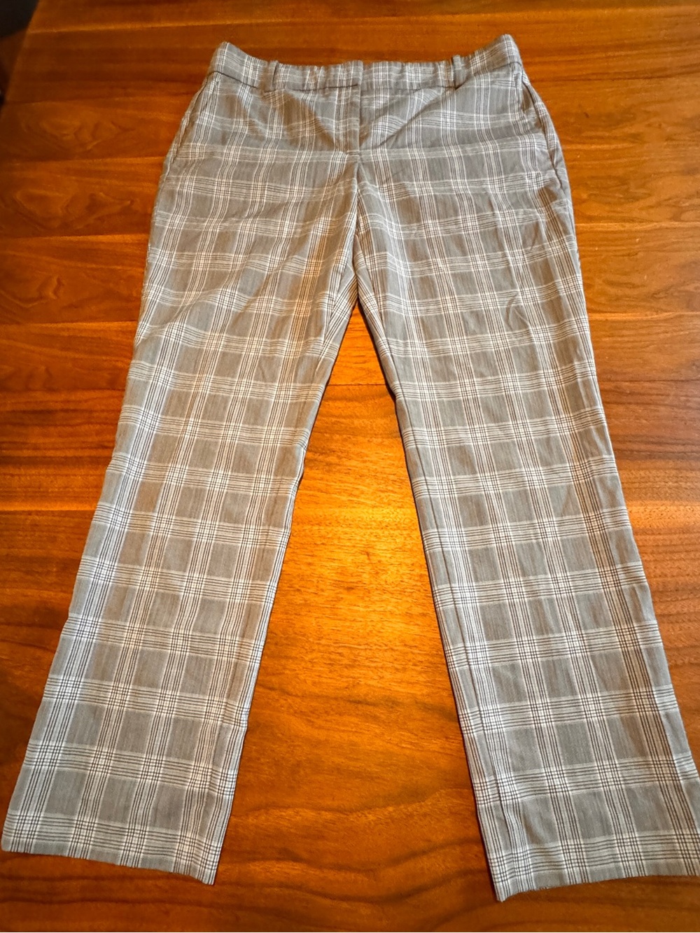 Theory Lightweight Wool Ankle Trousers Check Plaid EUC Sz 8
